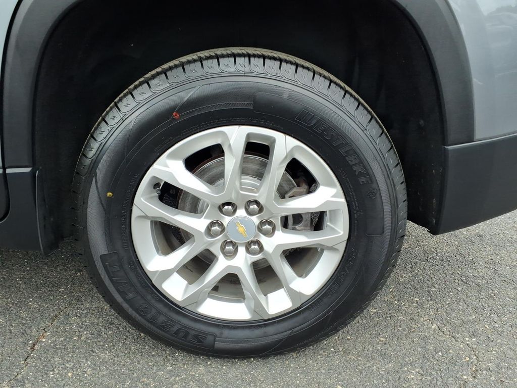 used 2020 Chevrolet Traverse car, priced at $17,599