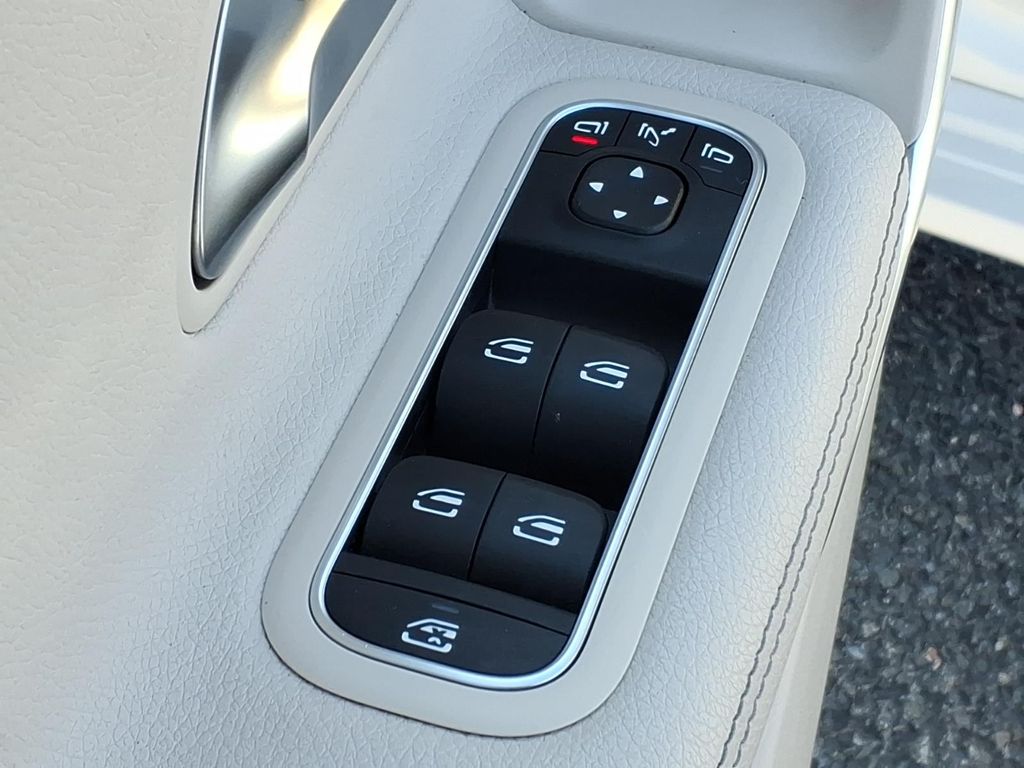 2022 Mercedes-Benz CLA CLA250 - Photo 13