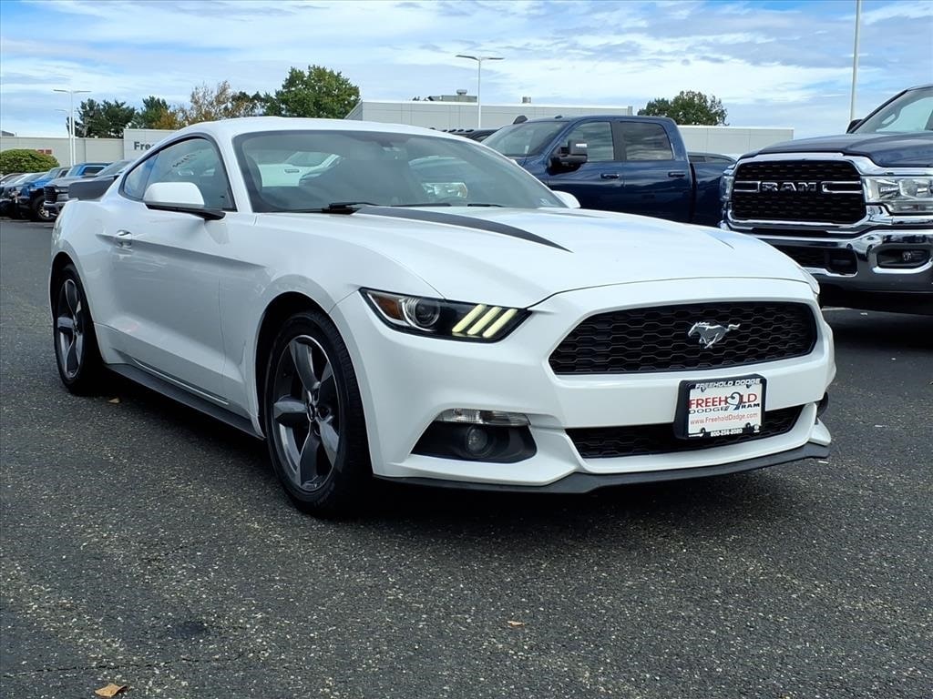 Used 2015 Ford Mustang ECOBOOST COUPE