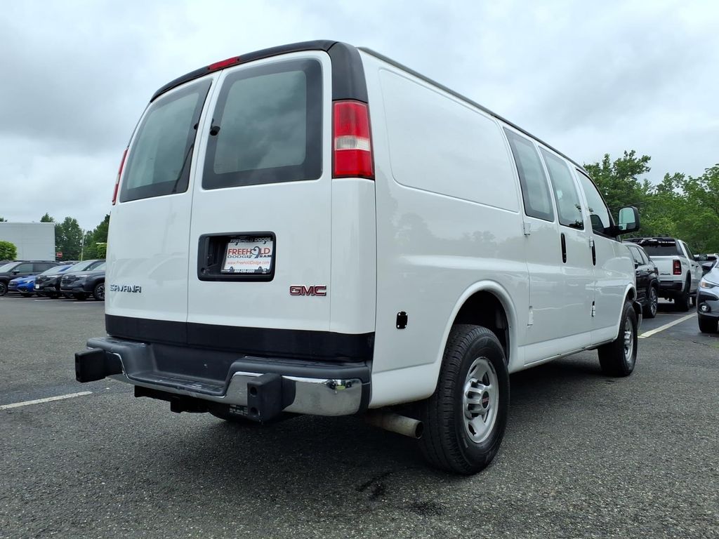 2017 GMC Savana Cargo Work Van - Photo 13
