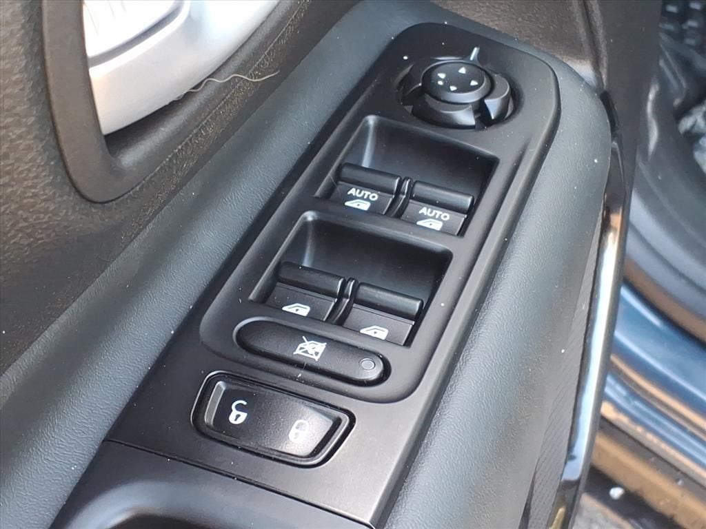 used 2023 Jeep Renegade car, priced at $19,900