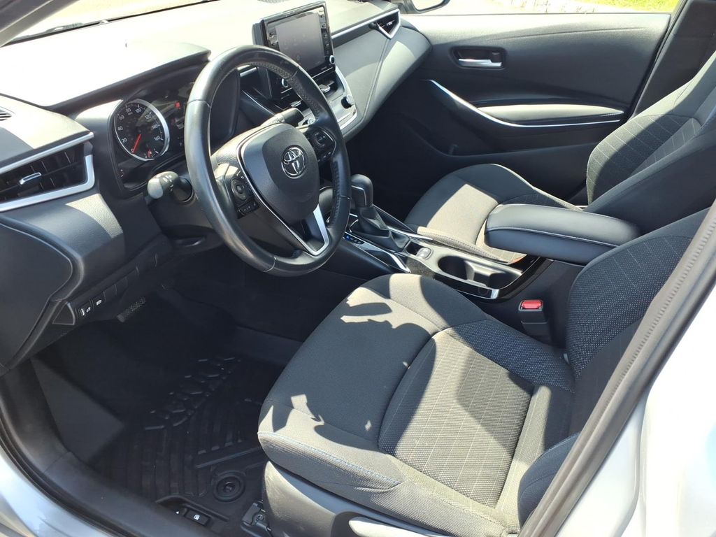 2022 Toyota Corolla SE - Photo 14