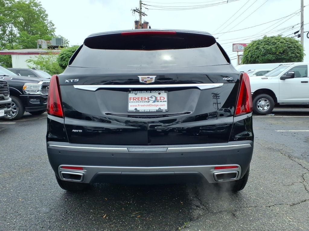 used 2021 Cadillac XT5 car, priced at $26,399