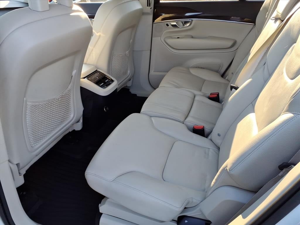 used 2018 Volvo XC90 car, priced at $19,900