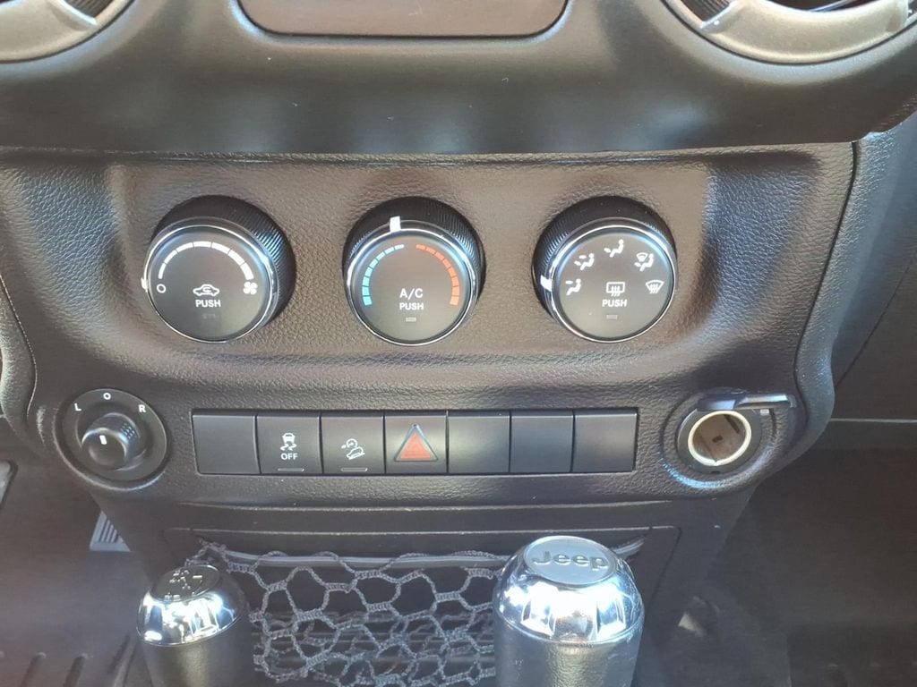 2017 Jeep Wrangler Unlimited Sport S - Photo 8