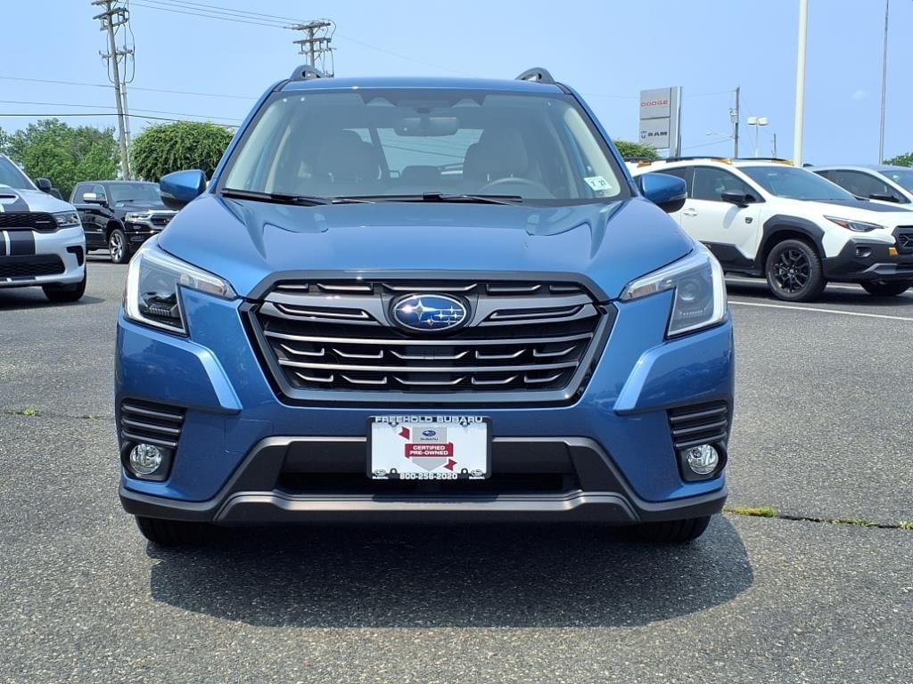 Used 2022 Subaru Forester Limited with VIN JF2SKAPC8NH479674 for sale in Freehold, NJ