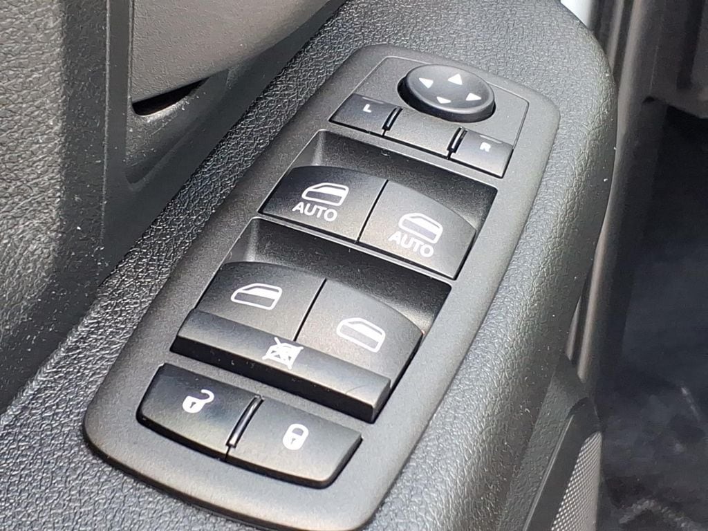 used 2022 Ram 1500 Classic car, priced at $26,599
