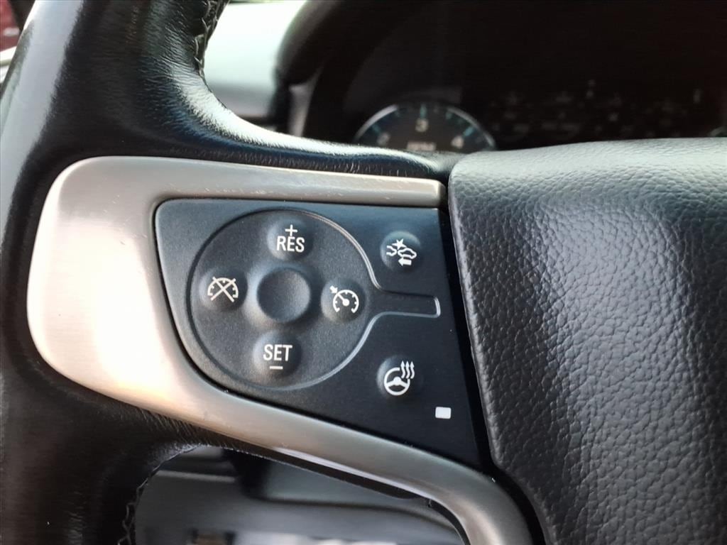 used 2020 GMC Yukon XL car, priced at $31,900