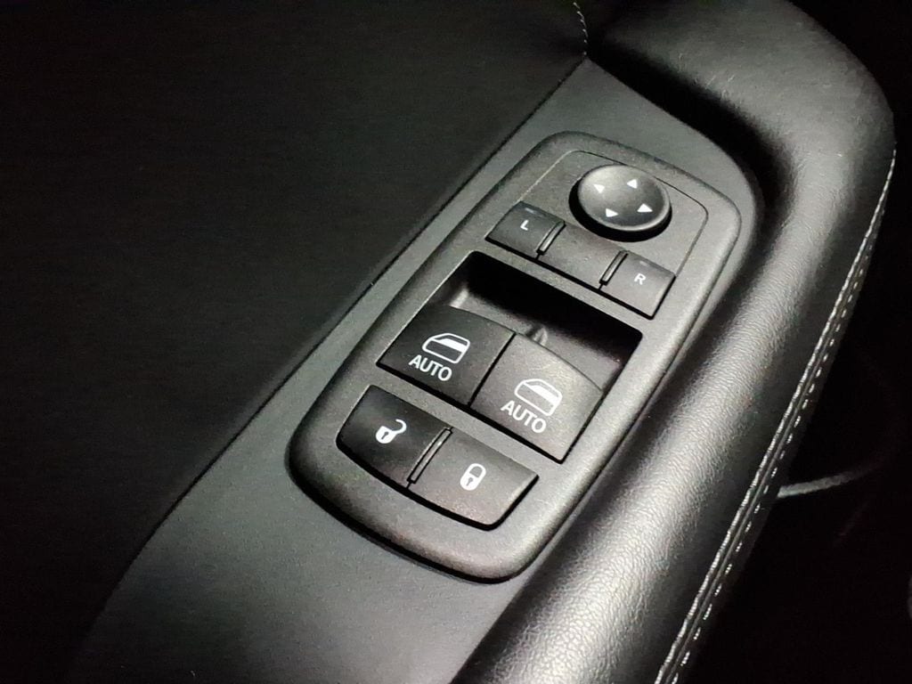 2022 Dodge Challenger R/T - Photo 11