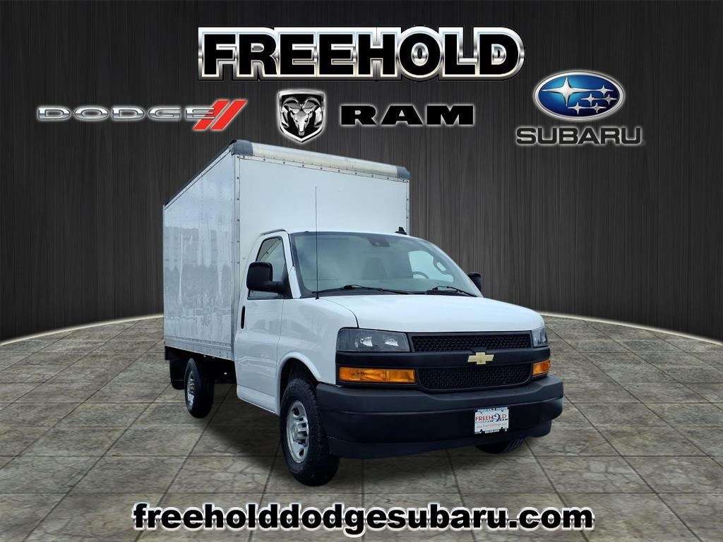 Used 2021 Chevrolet Express 3500 BOX TRUCK Truck