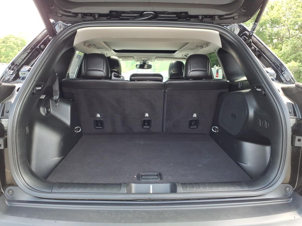 used 2020 Jeep Cherokee car, priced at $17,599
