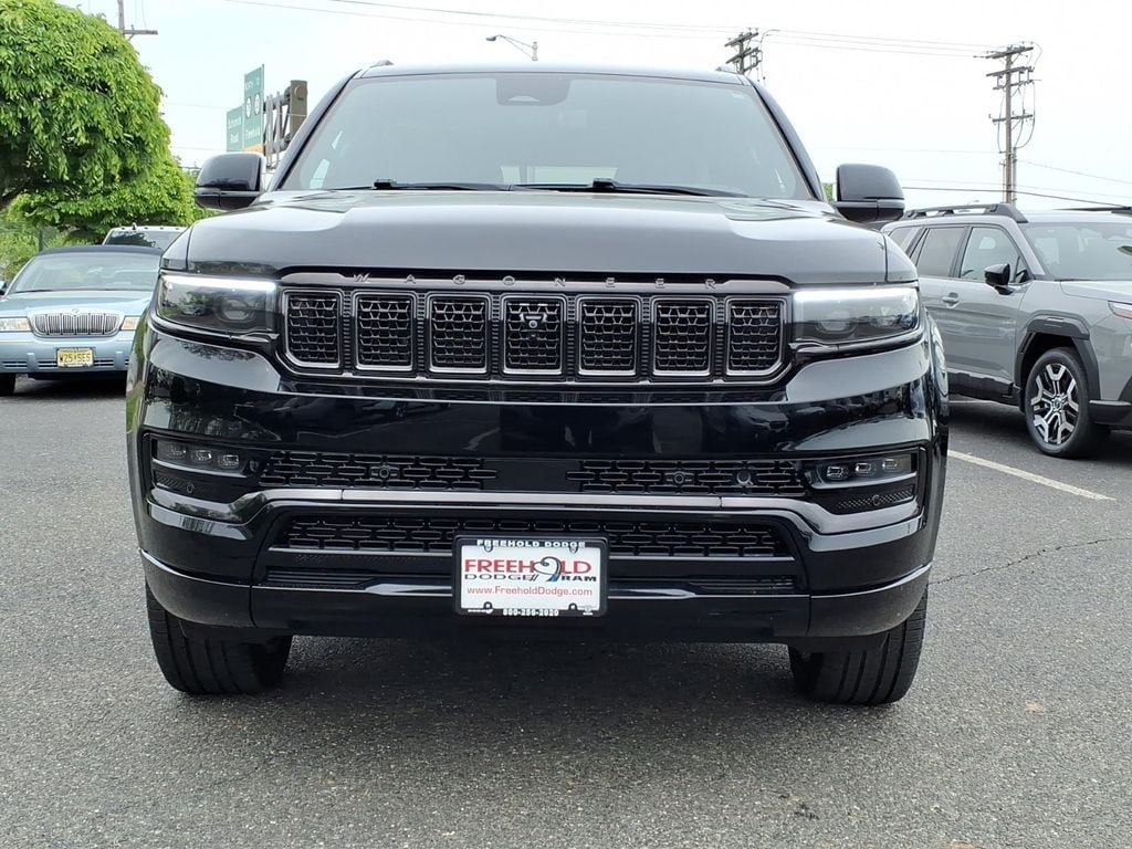 2024 Jeep Grand Wagoneer L Series II - Photo 2