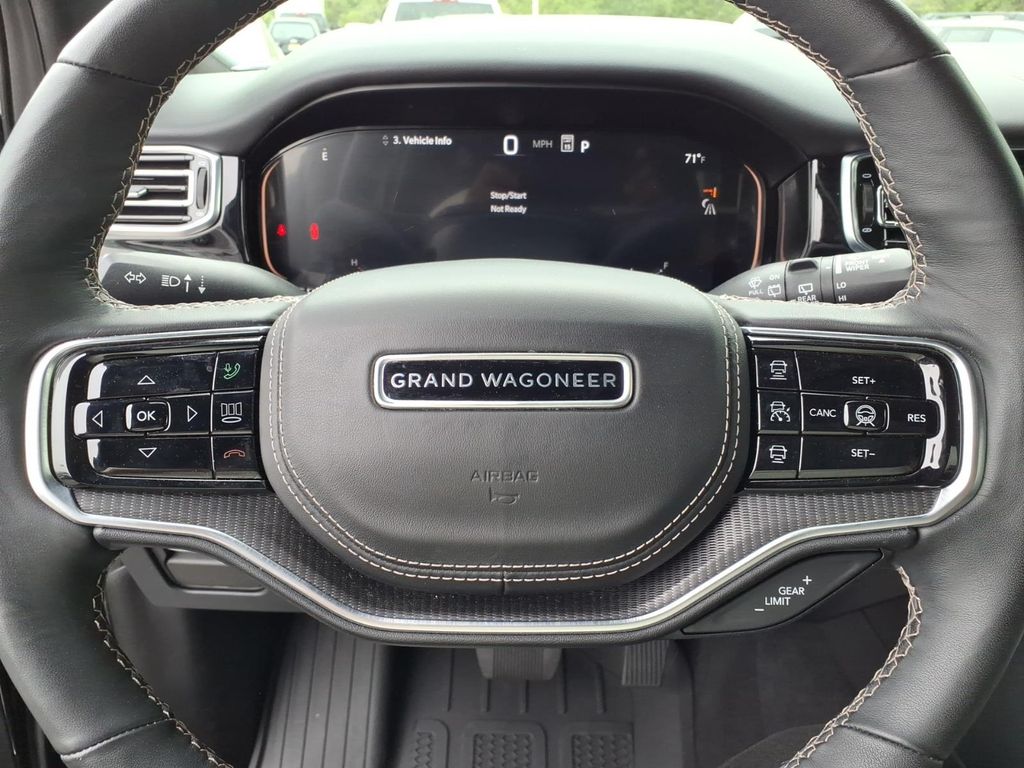 2024 Jeep Grand Wagoneer L Series II - Photo 5