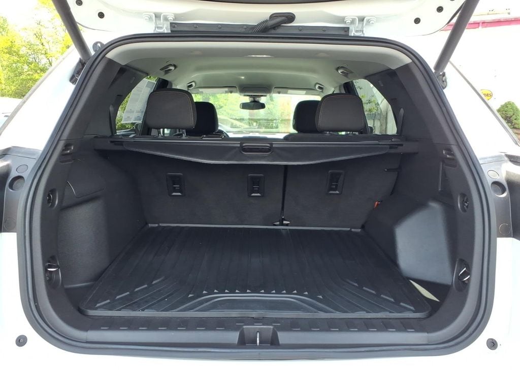 2022 Chevrolet Equinox LT - Photo 17