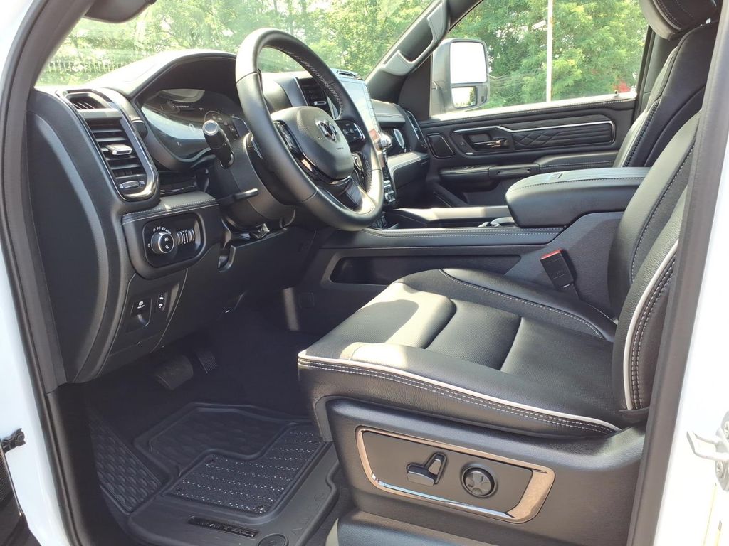 2026 RAM Ram 1500 Pickup Limited - Photo 12