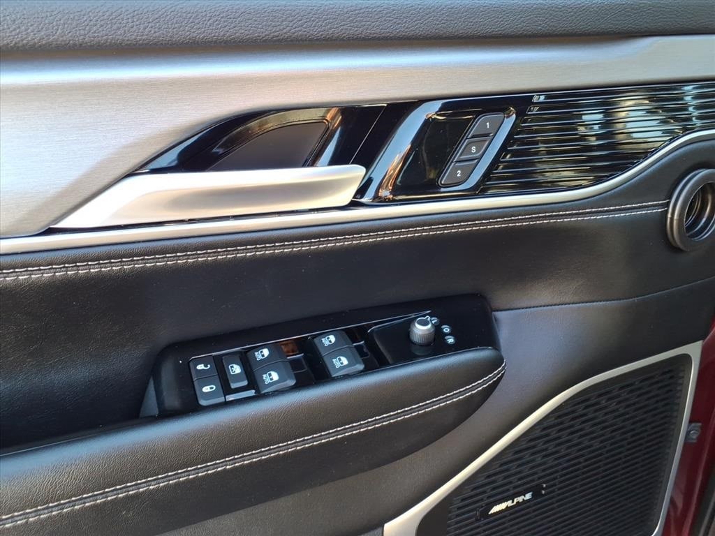 Used 2024 Jeep Wagoneer SERIES II CARBIDE PANO ROOF SUV