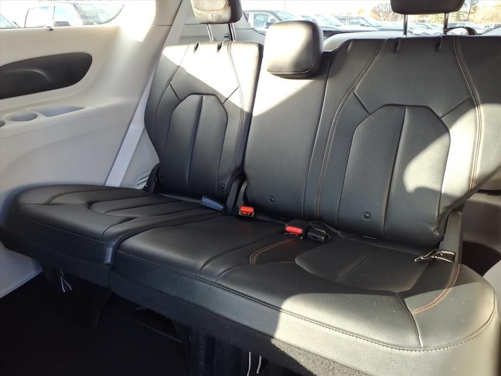 used 2019 Chrysler Pacifica car, priced at $17,500