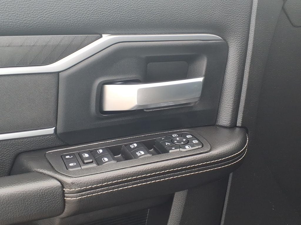 2025 RAM Ram 2500 Pickup Big Horn - Photo 4