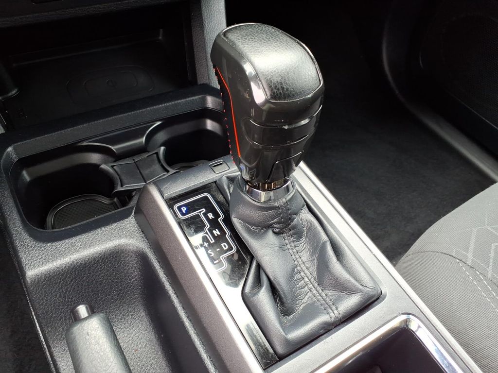 2017 Toyota Tacoma TRD Off Road - Photo 9