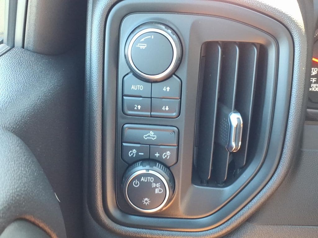 used 2024 Chevrolet Silverado 1500 car, priced at $43,599