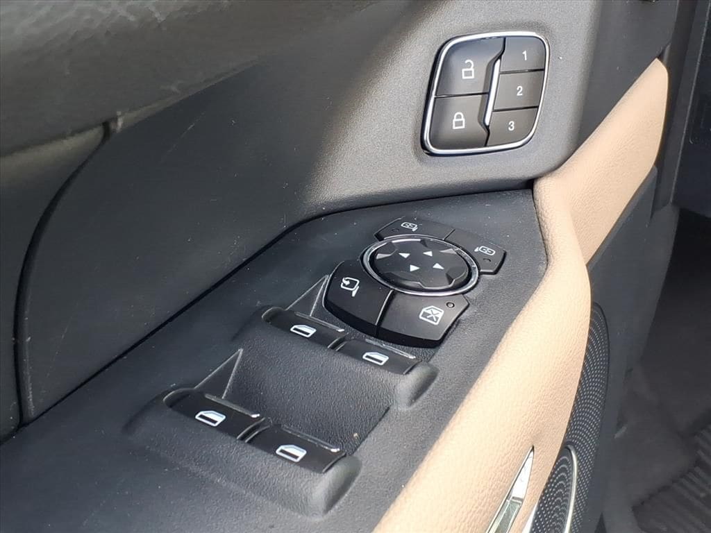 2022 Ford Expedition Limited - Photo 12