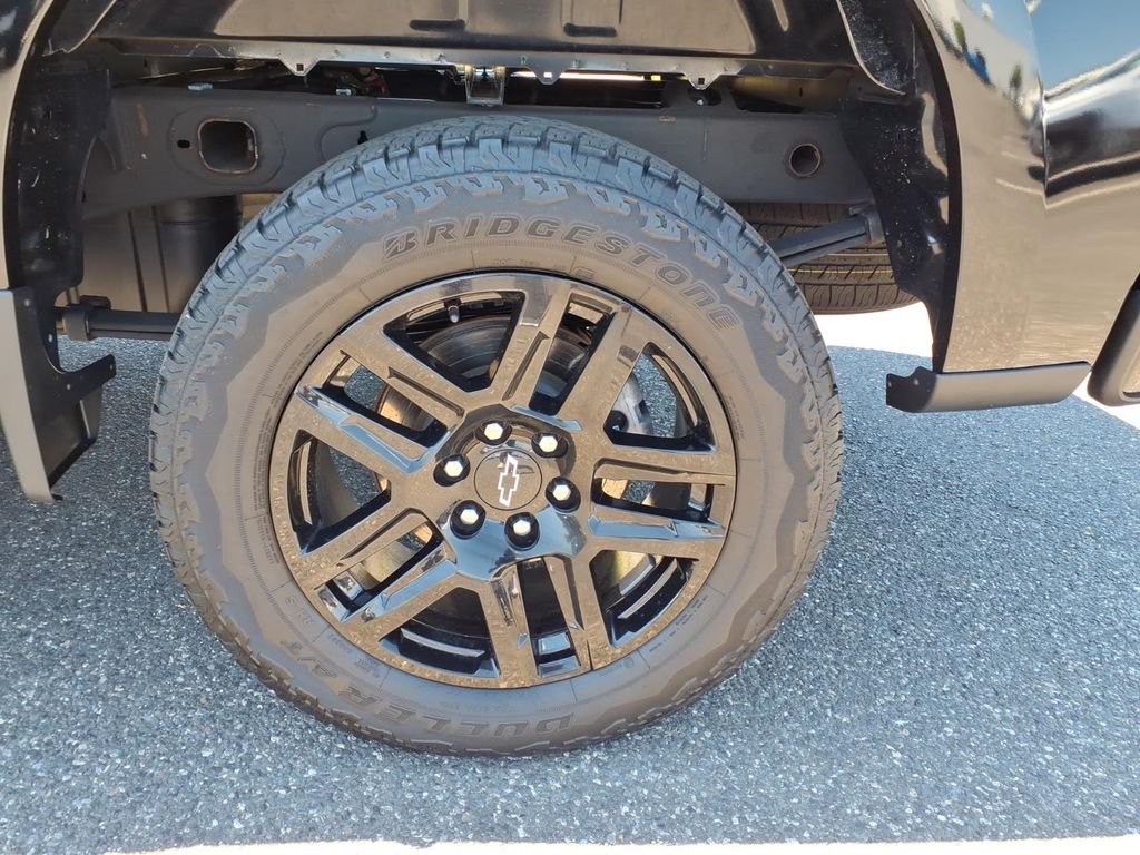 used 2024 Chevrolet Silverado 1500 car, priced at $43,599
