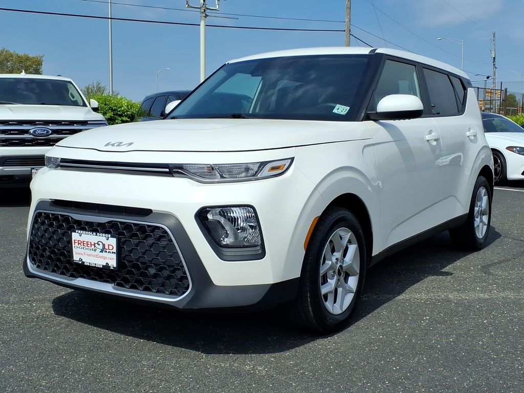 used 2022 Kia Soul car, priced at $18,599