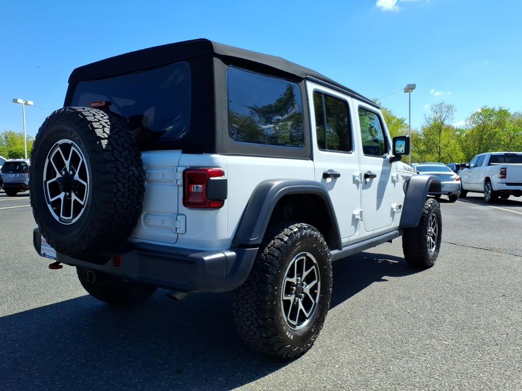 2024 Jeep Wrangler 4-Door Rubicon - Photo 17