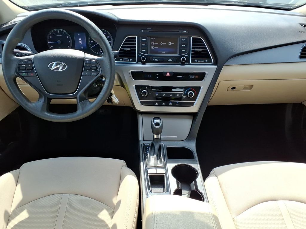 2015 Hyundai Sonata SE - Photo 15