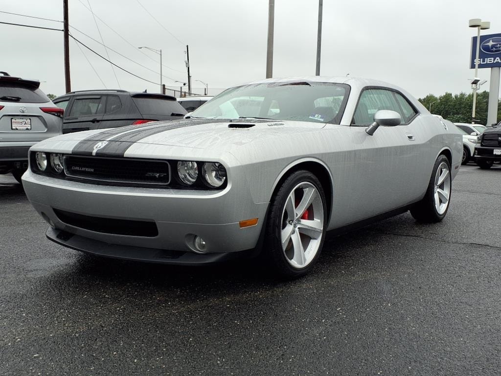 2009 Dodge Challenger SRT8 photo 3