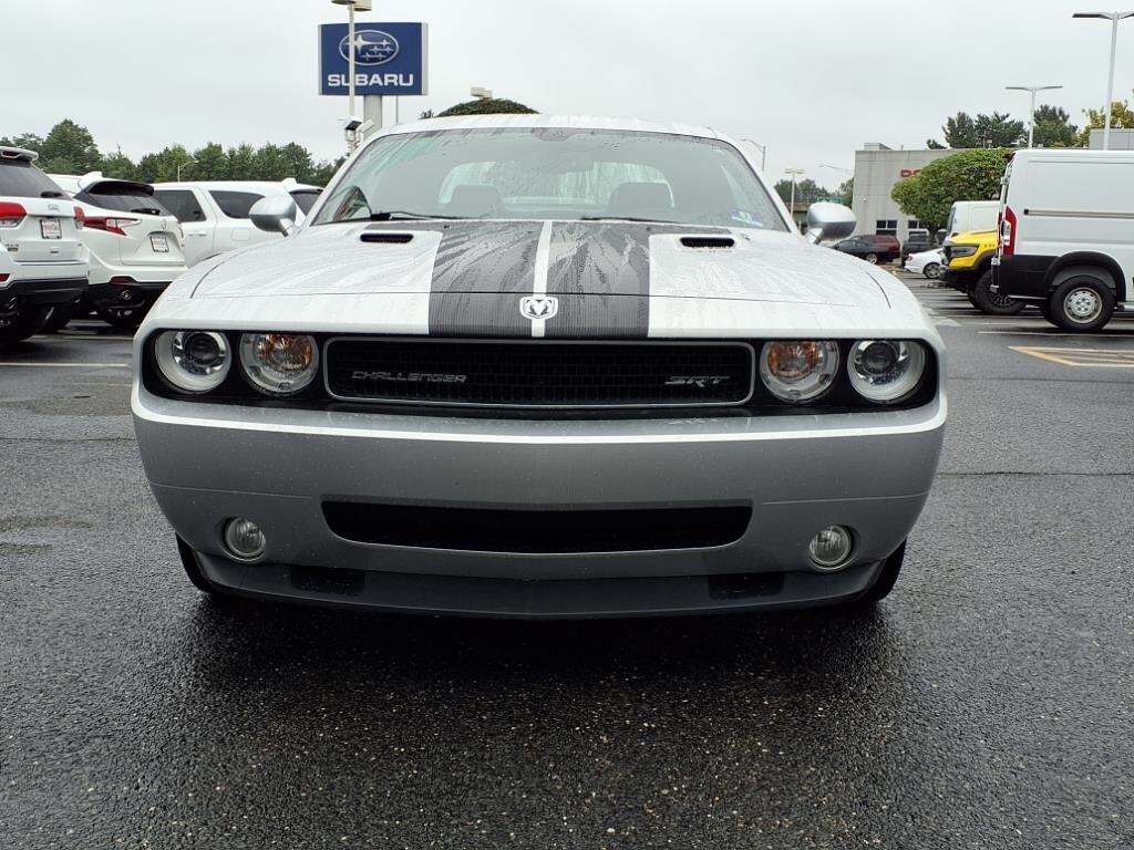 2009 Dodge Challenger SRT8 photo 2