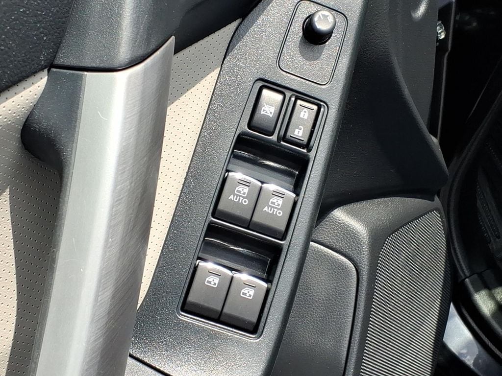 2018 Subaru Forester Limited - Photo 13