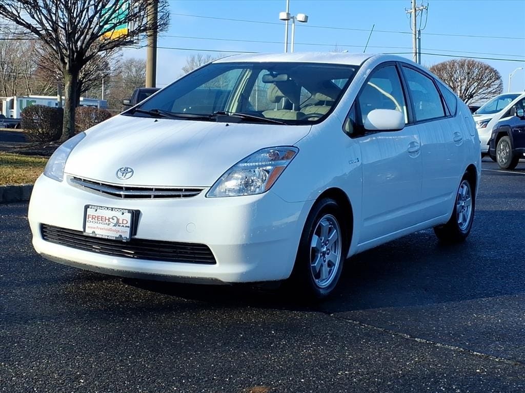 used 2008 Toyota Prius car, priced at $10,900