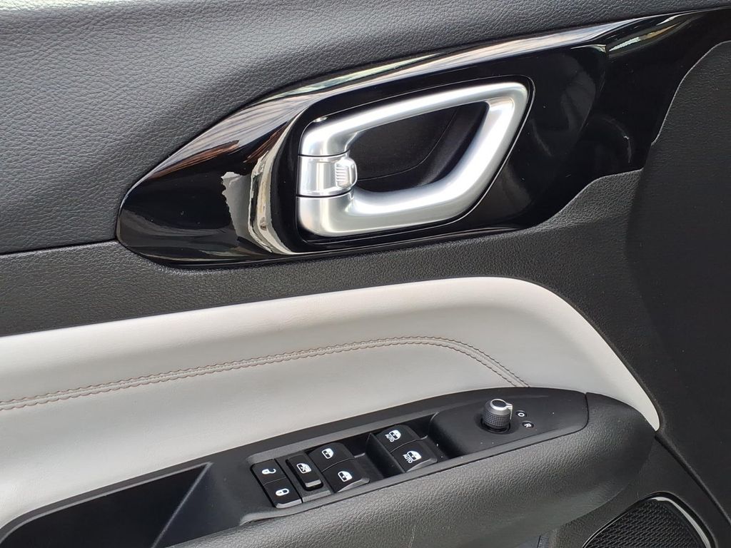 2024 Jeep Compass Limited - Photo 4