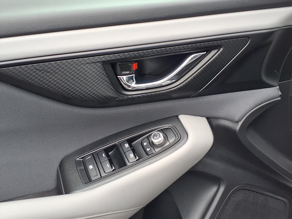 2023 Subaru Outback Premium photo 3