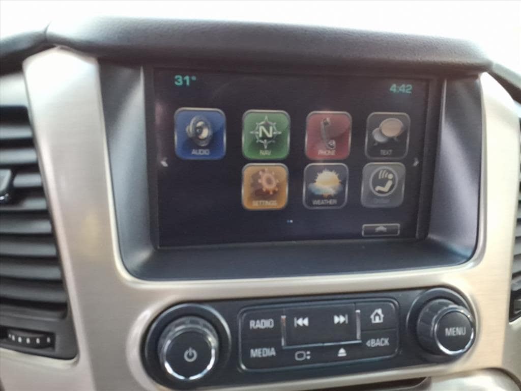 used 2020 GMC Yukon XL car, priced at $31,900