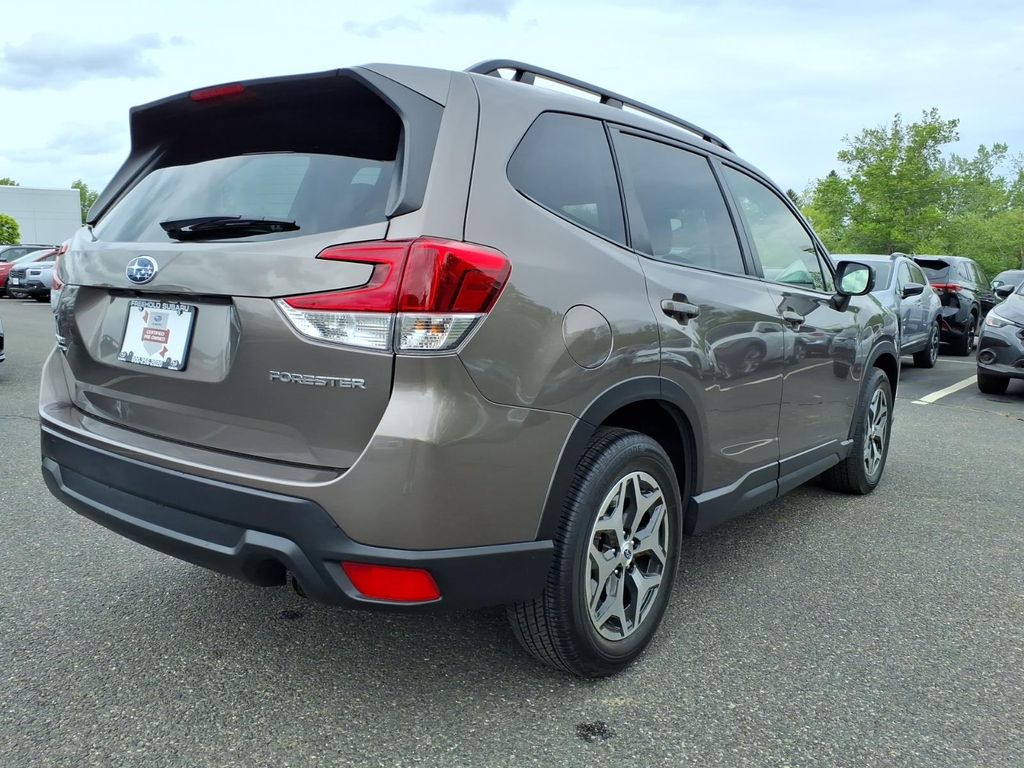 2023 Subaru Forester Premium - Photo 21