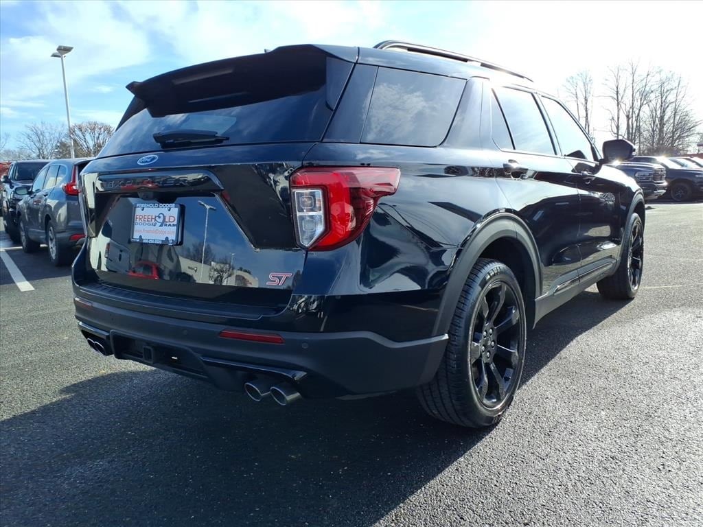 used 2023 Ford Explorer car, priced at $38,900