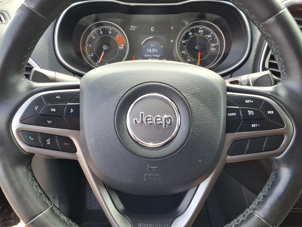 used 2020 Jeep Cherokee car, priced at $17,599