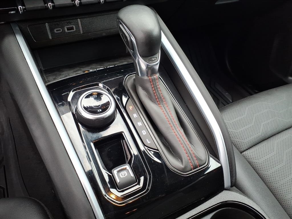 used 2024 Chevrolet Colorado car, priced at $36,900