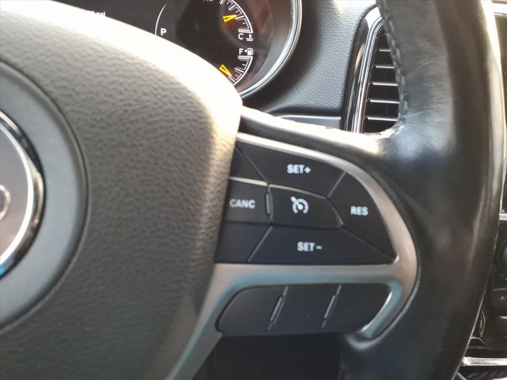 used 2021 Jeep Grand Cherokee car, priced at $24,900