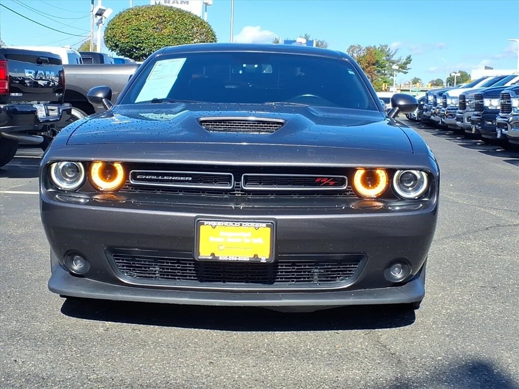 2022 Dodge Challenger R/T photo 2