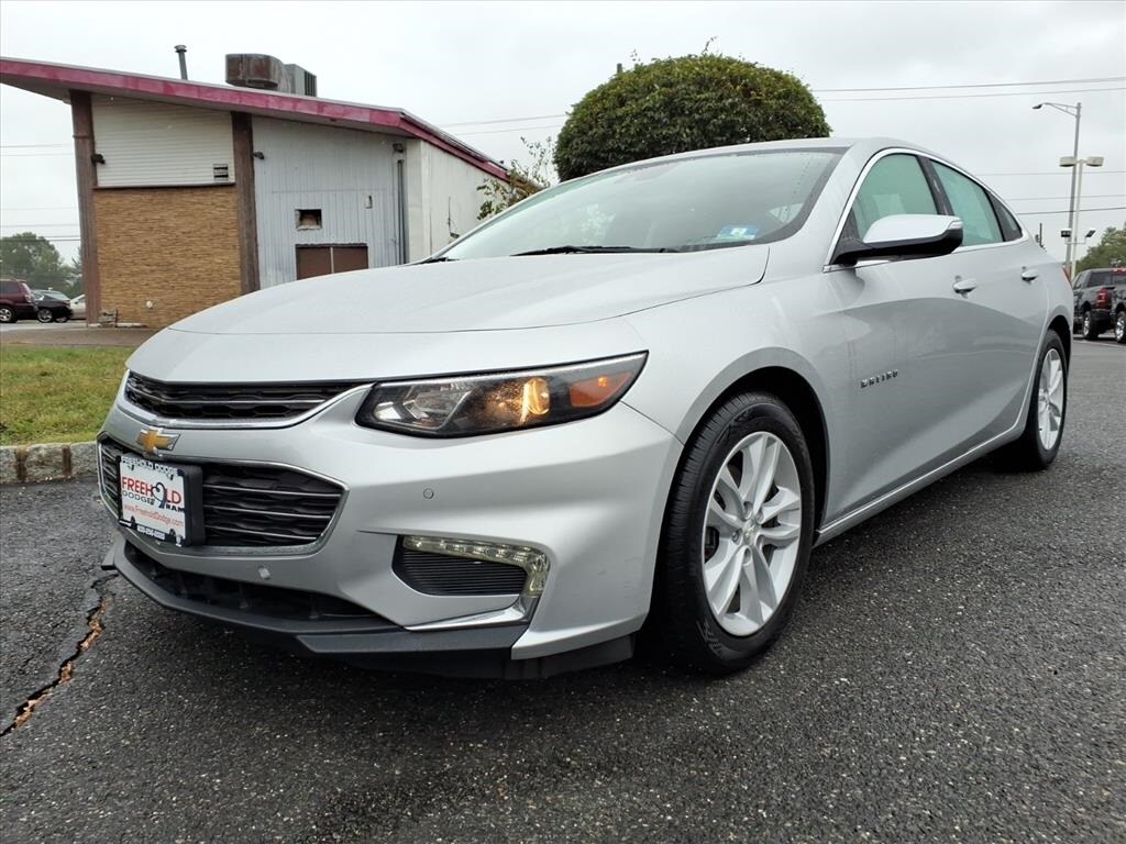 2016 Chevrolet Malibu 1LT photo 3