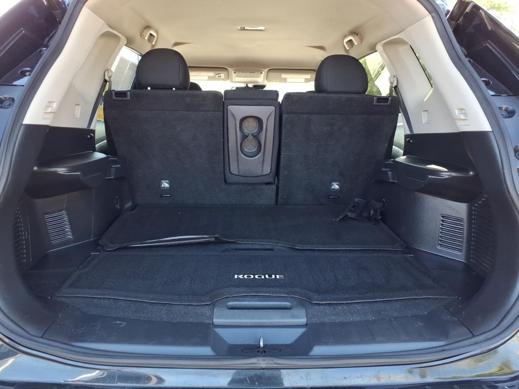 used 2020 Nissan Rogue car, priced at $13,599