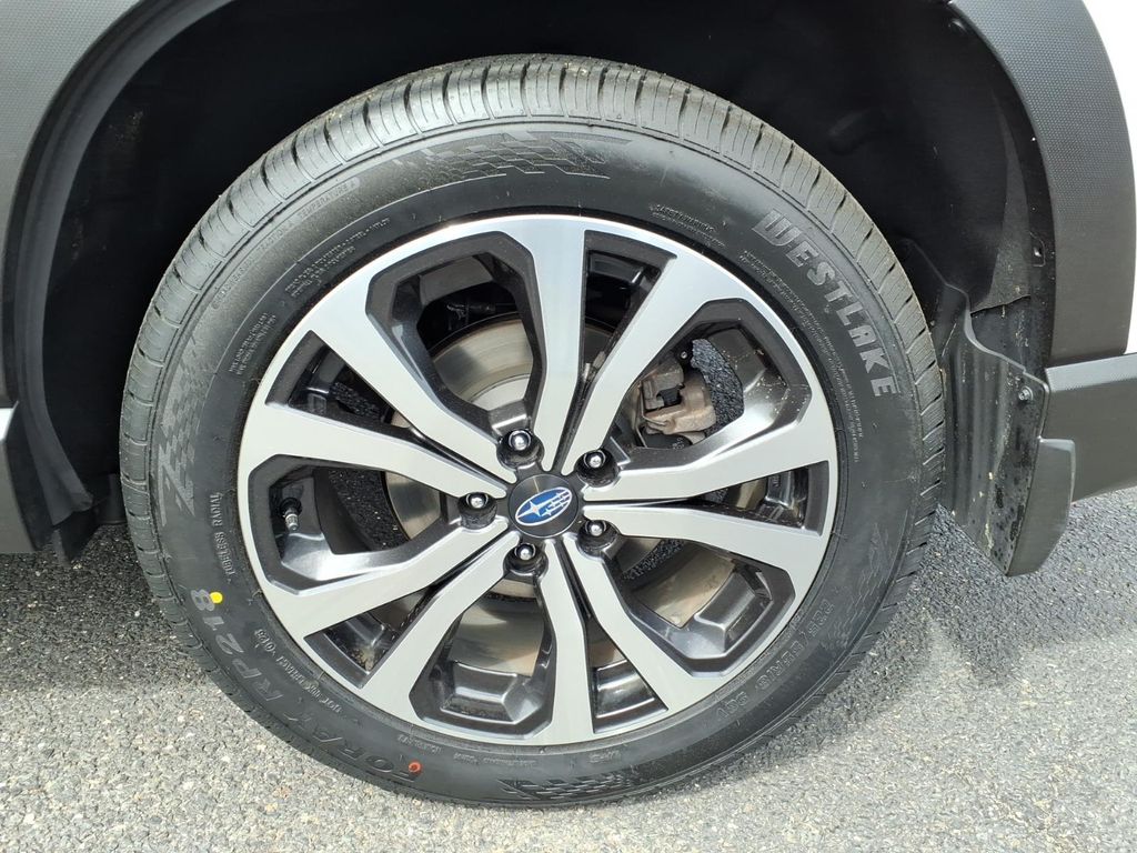 2023 Subaru Forester Limited - Photo 18
