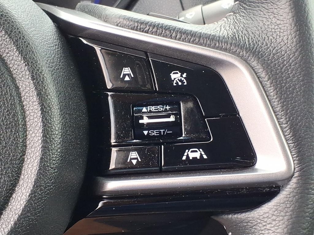 2018 Subaru Legacy Limited - Photo 10