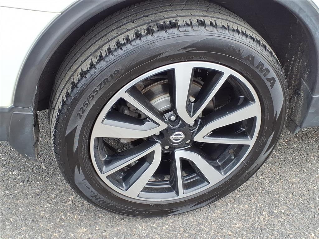 used 2020 Nissan Rogue car, priced at $16,900