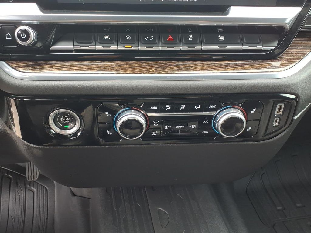 used 2023 GMC Sierra 1500 car, priced at $42,599