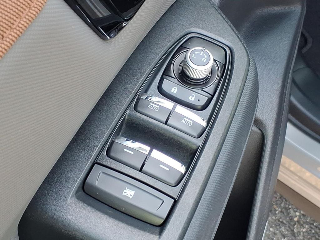 2025 Subaru Forester Sport - Photo 13