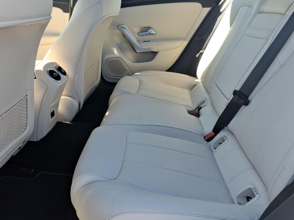 2022 Mercedes-Benz CLA CLA250 - Photo 17